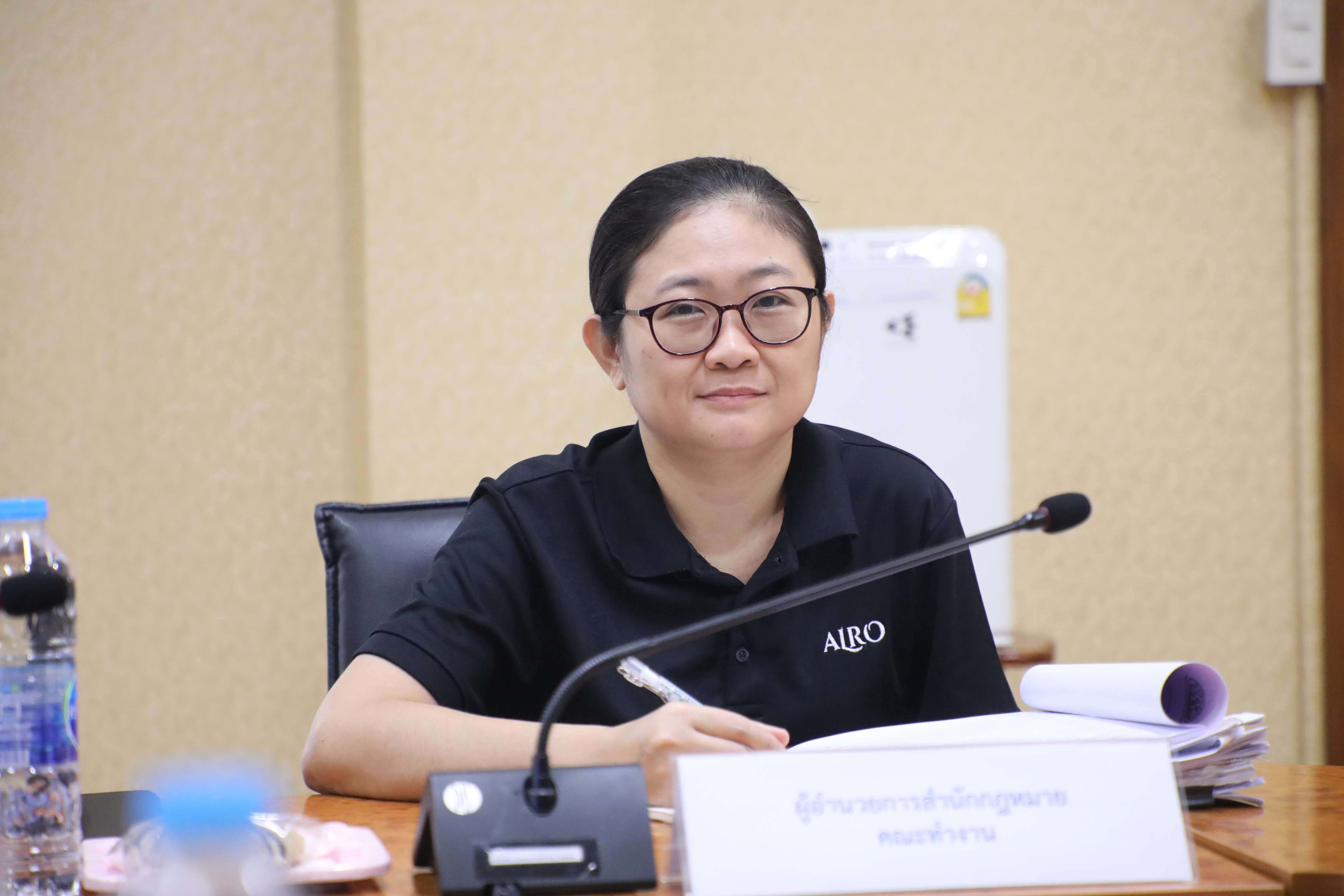 title - ส.ป.ก. ประชุมคณะทำงานศึกษาพิจารณาการแก้ไขปัญหาด้านที่ดินและหนี้สินของเกษตรกร โครงการแก้ไขปัญหาที่ดินทำกินให้แก่เกษตรกรสภาประชาชน 4 ภาค ครั้งที่ 1/2569